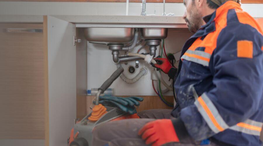 Professional slab leak plumber services in Sugartown, LA